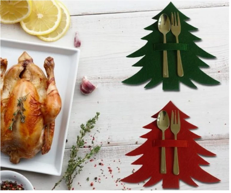Set de Table Sapin de Noel Rouge original pour Couverts de Table (4 Pièces)