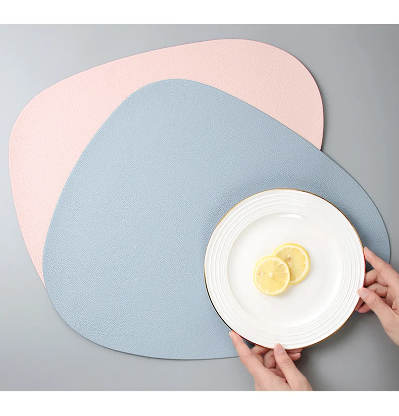 Set de Table Original Design Style Cuir Bleu Clair Uni Rond Ovale Moderne
