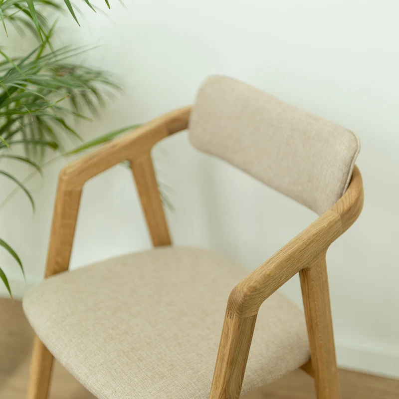 Lot de 2 ou 4 chaises de salle à manger en chêne massif rembourrées Soho | NordicStory