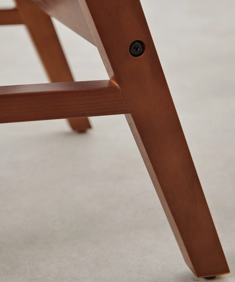 Silla de Comedor en Madera Tapizada Pauline
