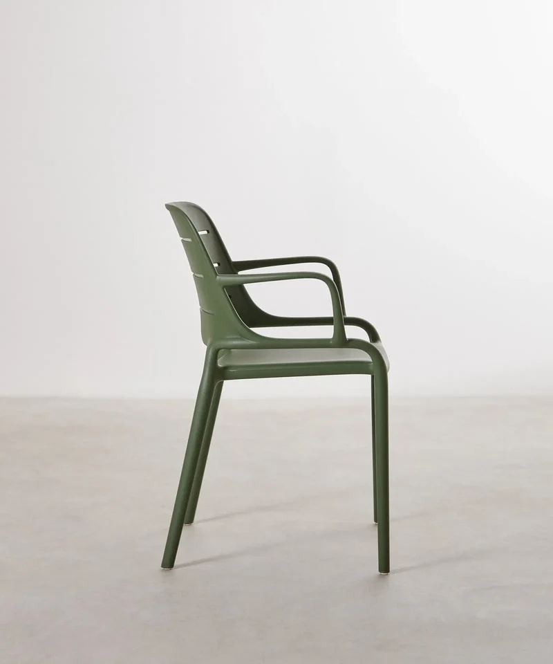 Silla de Polipropileno con Reposabrazos Mila
