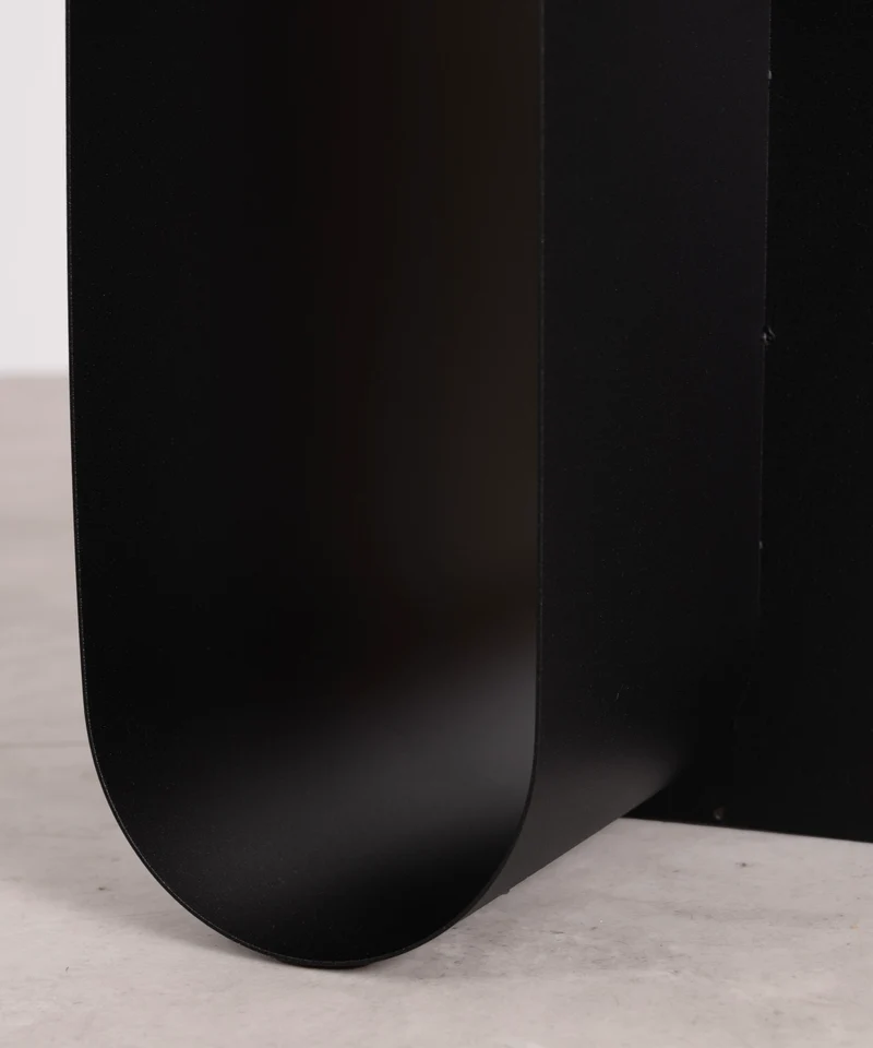 Mesita auxiliar de metal Dama (40x30x40 cm)