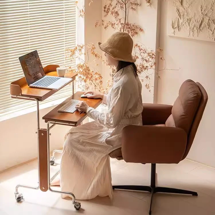 Bureau relevable et réglable avec roulettes universelles