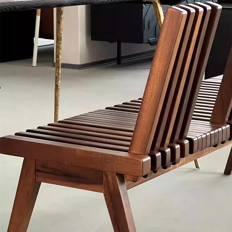 Banc en bois pliable créatif