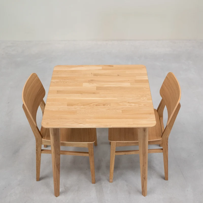 Table à manger carré en bois massif de chêne Gustaf - NordicStory