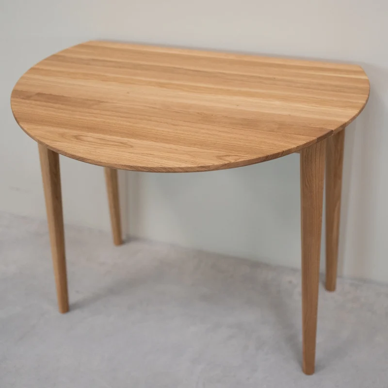 Table à manger ronde extensible en bois massif de chêne Luna - NordicStory