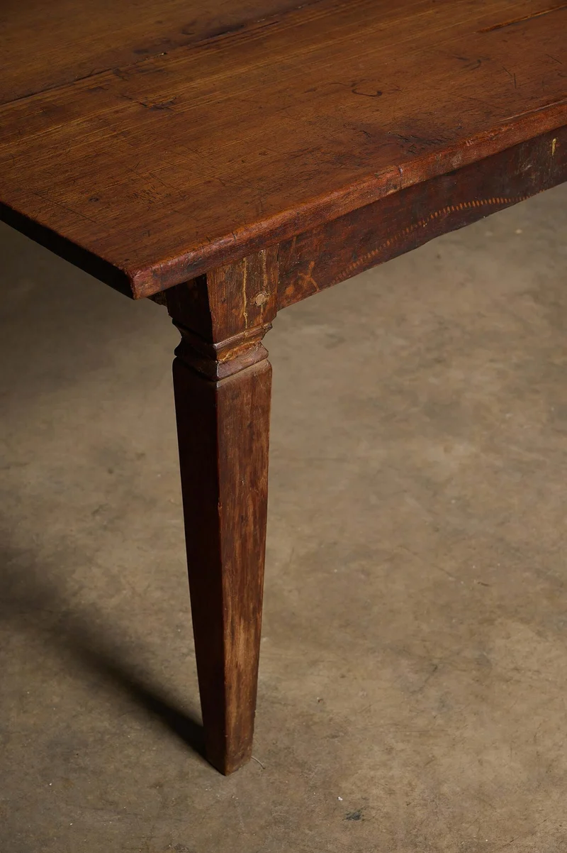 Rustic Tapered Leg Kitchen Dining Table