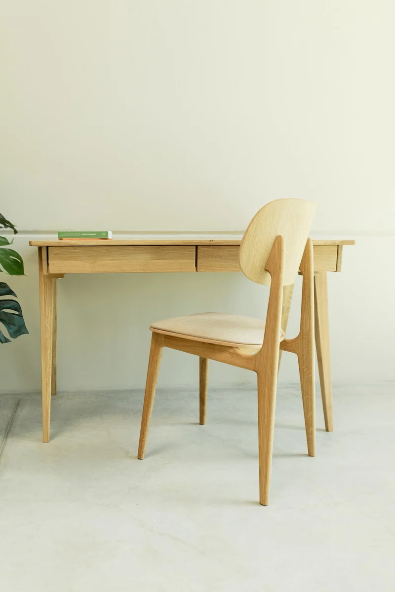 Bureau console en bois massif de chêne Berg - NordicStory