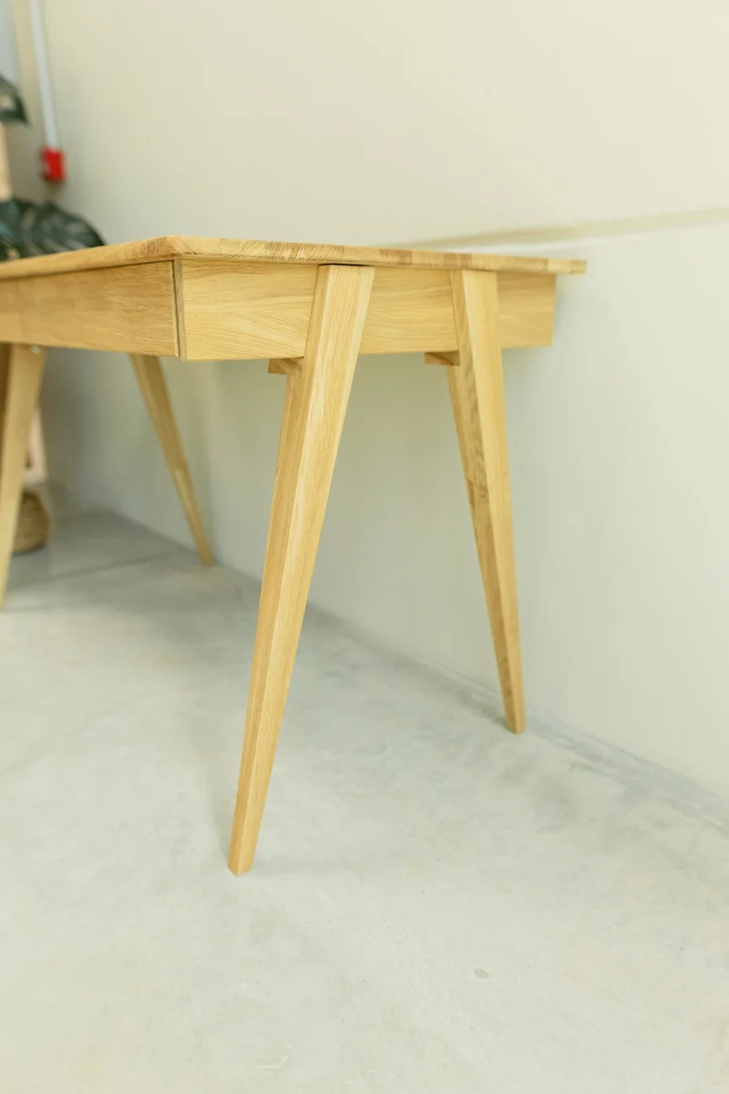 Bureau console en bois massif de chêne Berg - NordicStory
