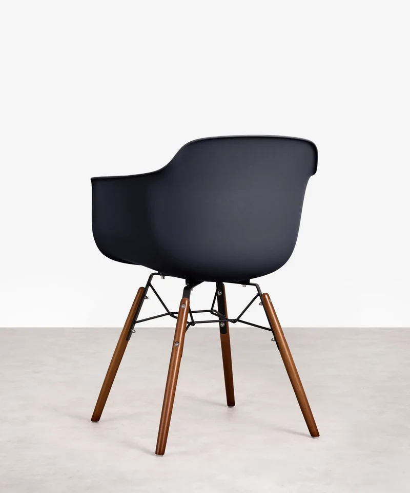 Silla de Polipropileno y Madera con Reposabrazos Elon Arms