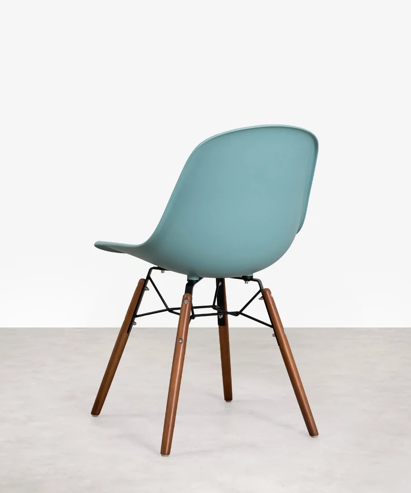 Silla de Polipropileno y Madera Elon