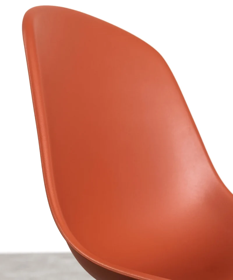 Silla de Polipropileno y Madera Elon
