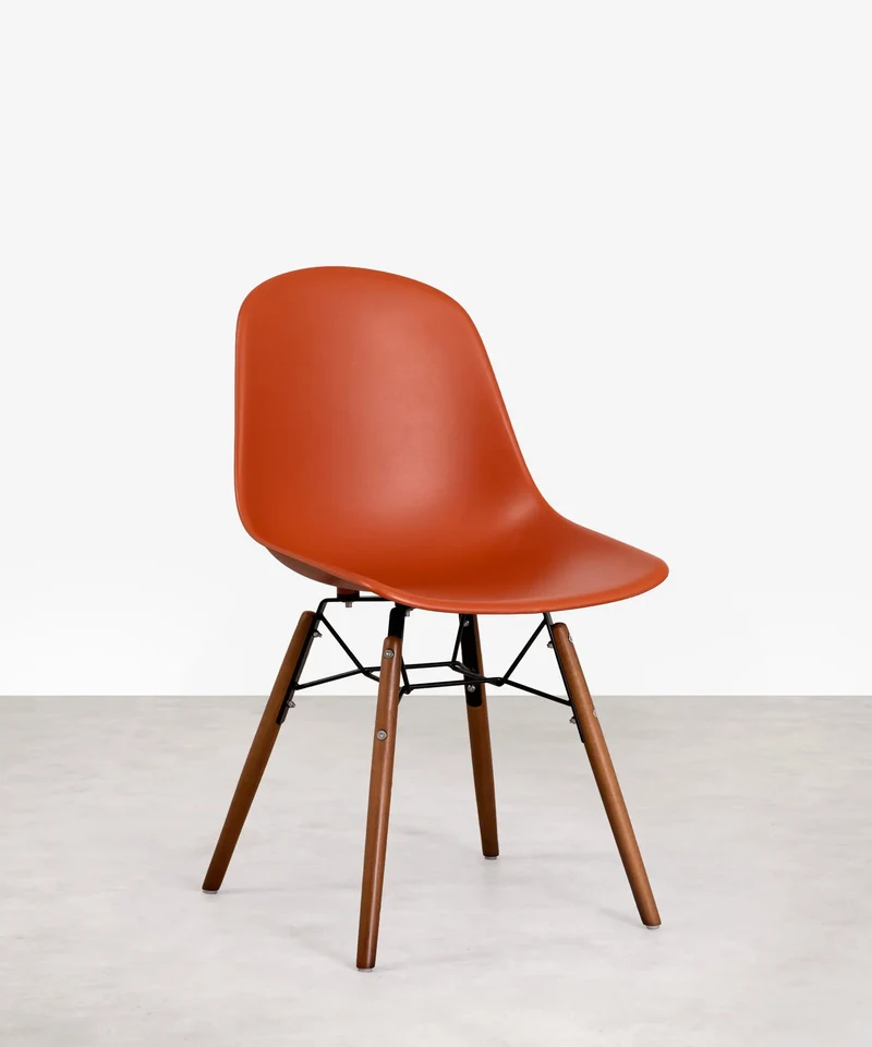 Silla de Polipropileno y Madera Elon