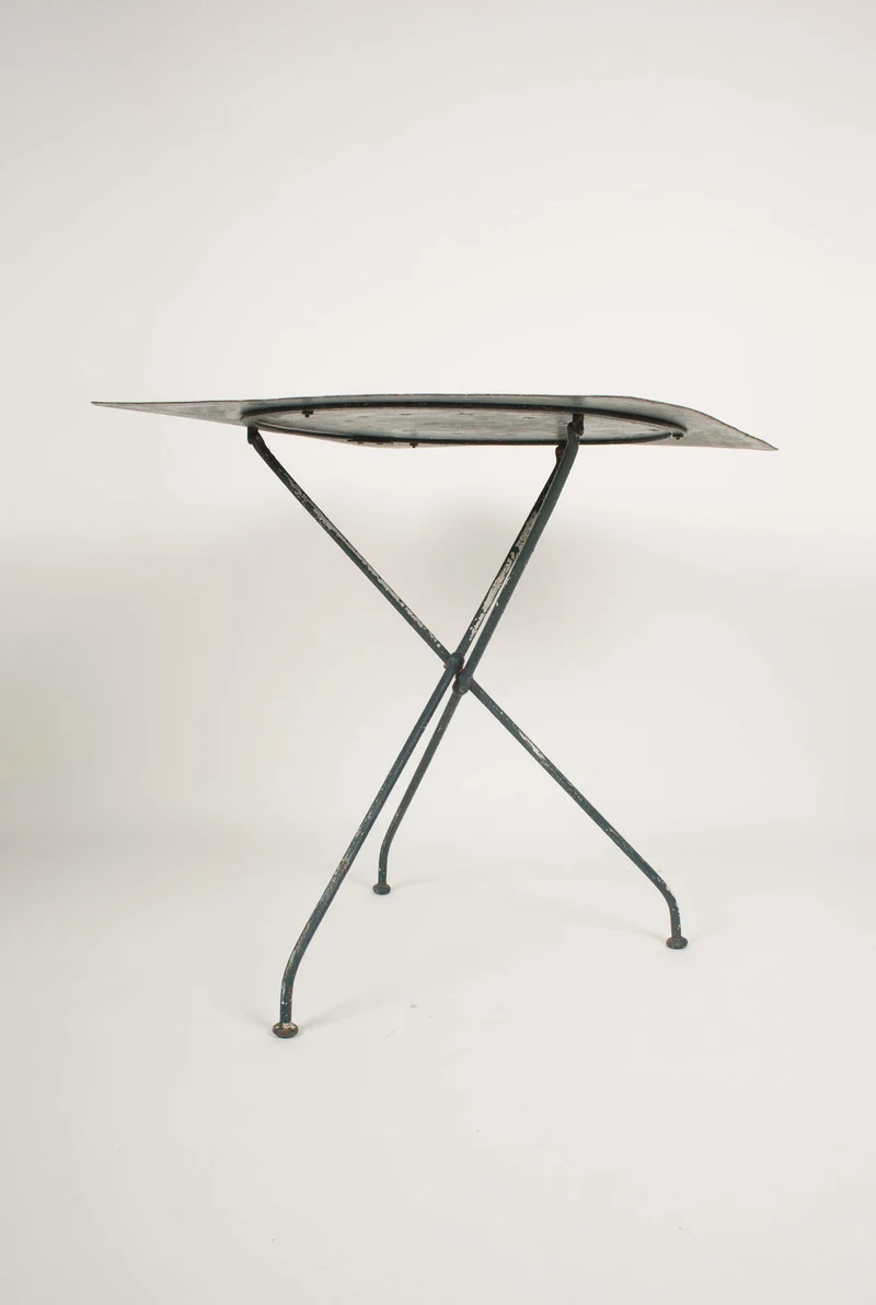 Table de jardin vintage