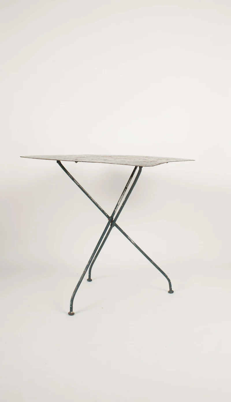 Table de jardin vintage