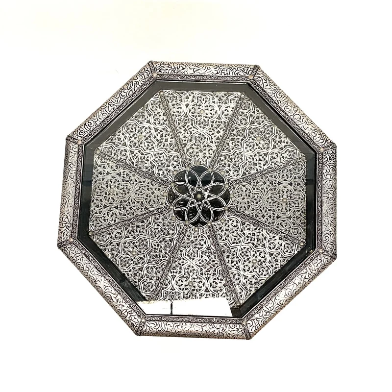 Table d'appoint arabe octogonale en maillechort