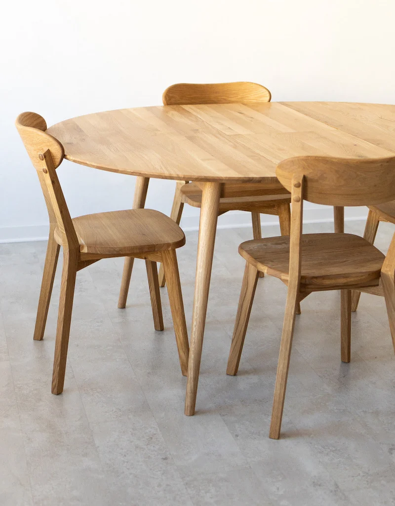 Chaise de salle à manger en bois massif de chêne Isku – Lot de 2 ou 4 chaises - NordicStory