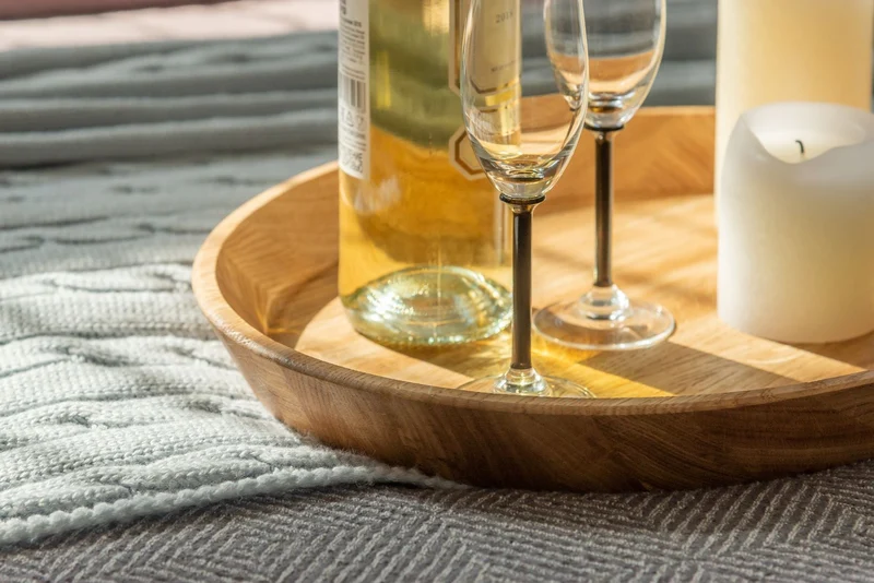 Plateau décoratif ovale en bois massif de chêne Lola - NordicStory