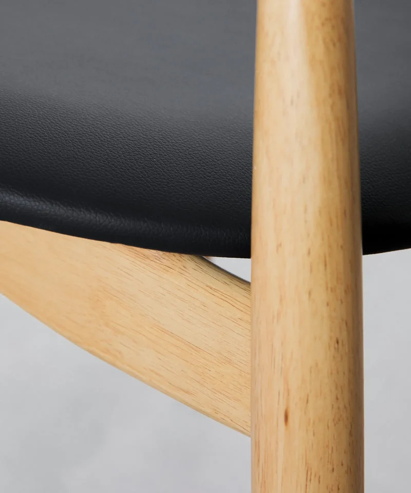 Silla de Comedor en Madera Acolchada Kyoto