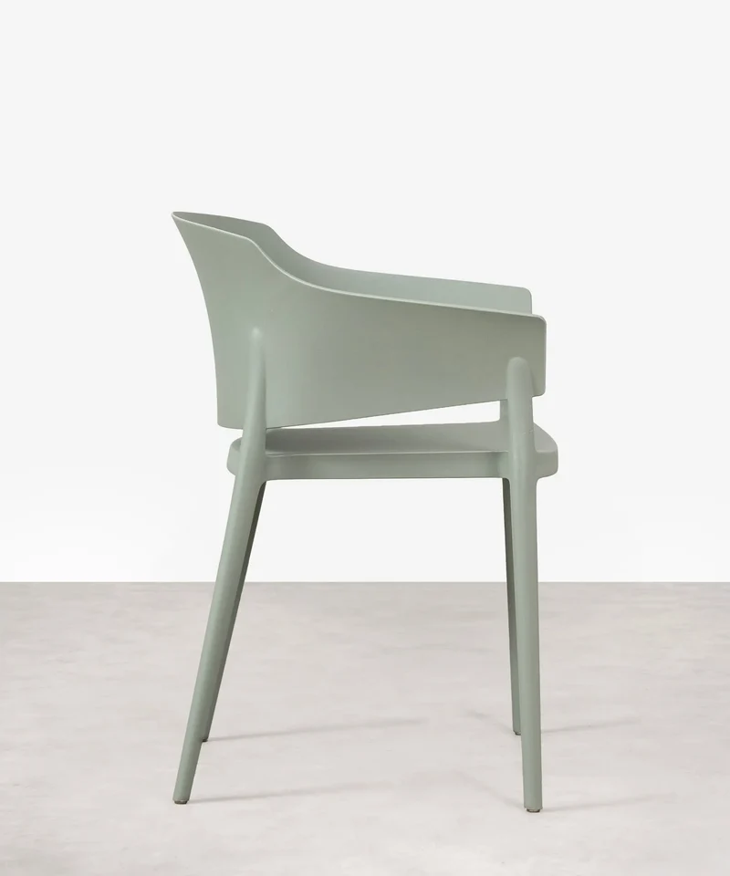 Silla de Polipropileno con Reposabrazos Liam
