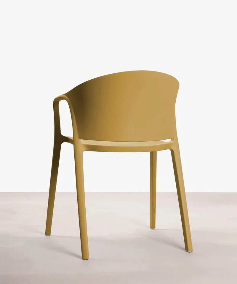 Silla de Polipropileno con Reposabrazos Pippa