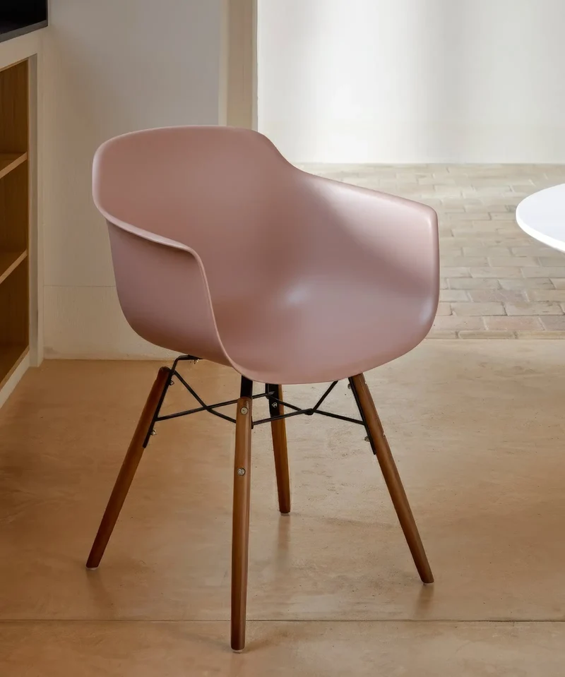 Silla de Polipropileno y Madera con Reposabrazos Elon Arms