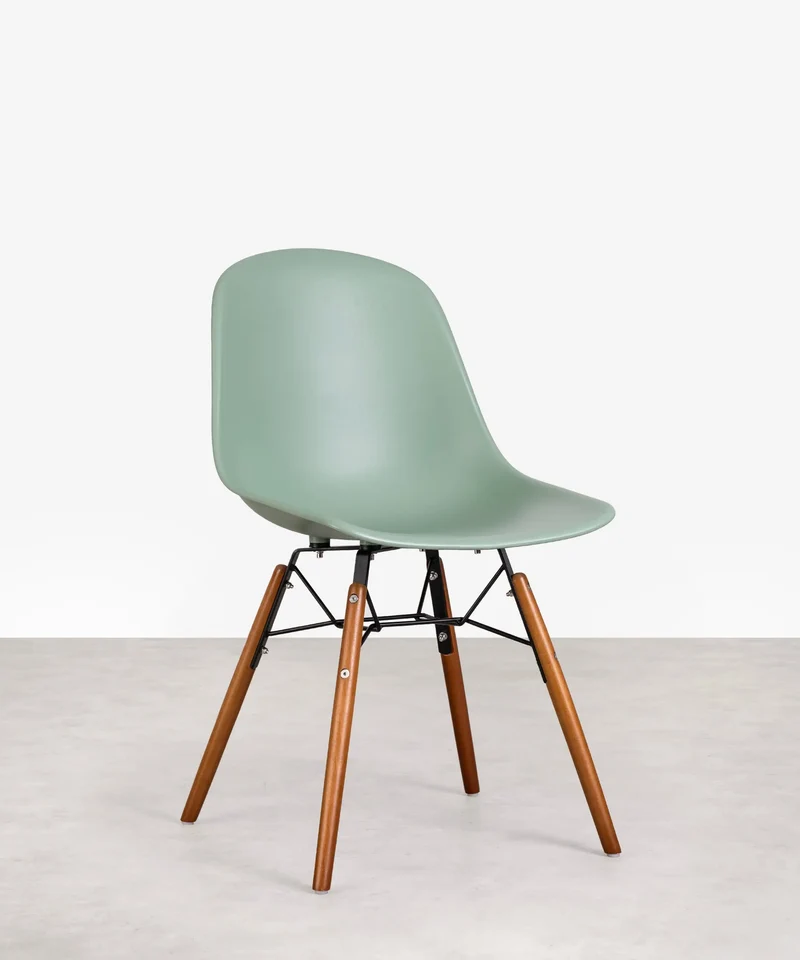 Silla de Polipropileno y Madera Elon