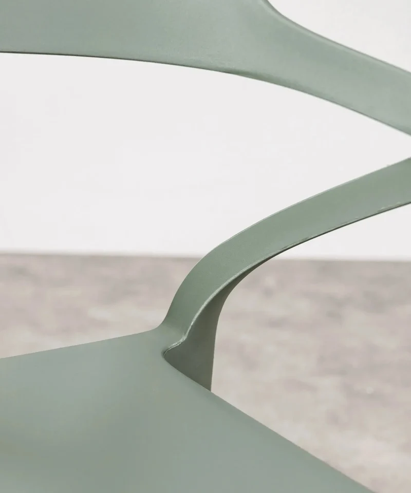 Silla de Polipropileno con Reposabrazos Grace