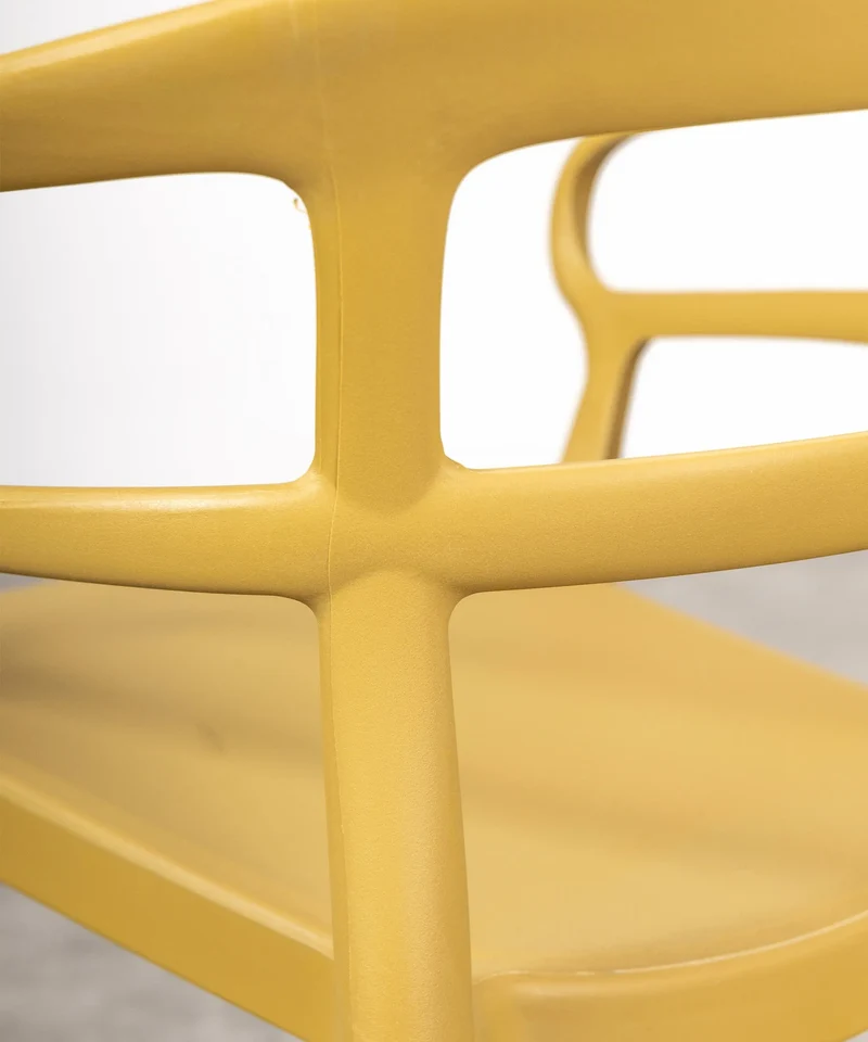 Silla de Polipropileno con Reposabrazos Nil