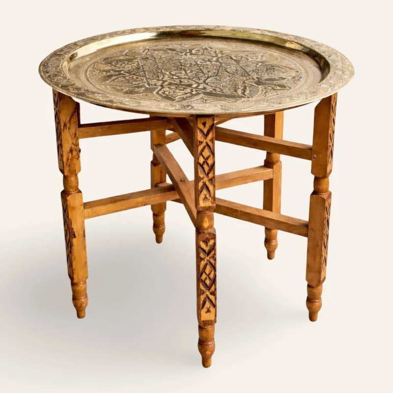 Table à thé marocaine avec plateau en laiton doré