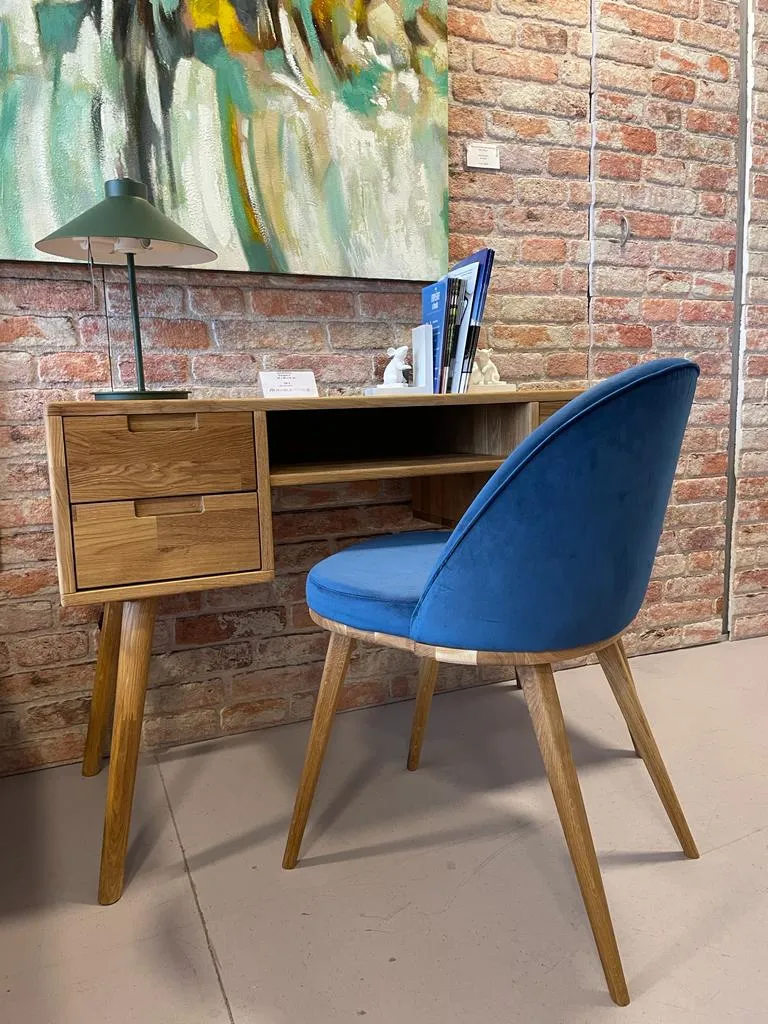 Chaise de salle à manger en bois massif de chêne Clara, revêtement en velours Bleu Monaco – Lot de 2 ou 4 chaises - NordicStory
