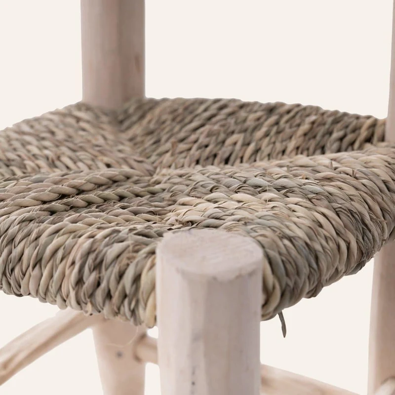 Chaise marocaine en bois de citronnier et quenouilles