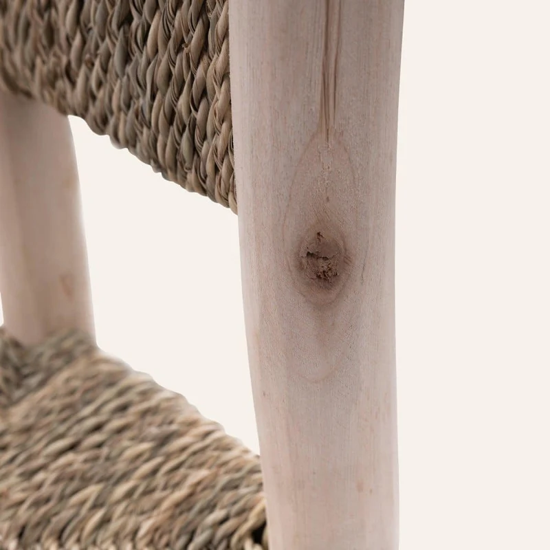 Chaise marocaine en bois de citronnier et quenouilles