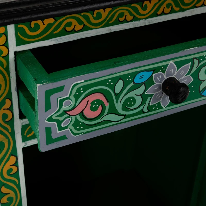 Table de nuit arabe peinte en vert