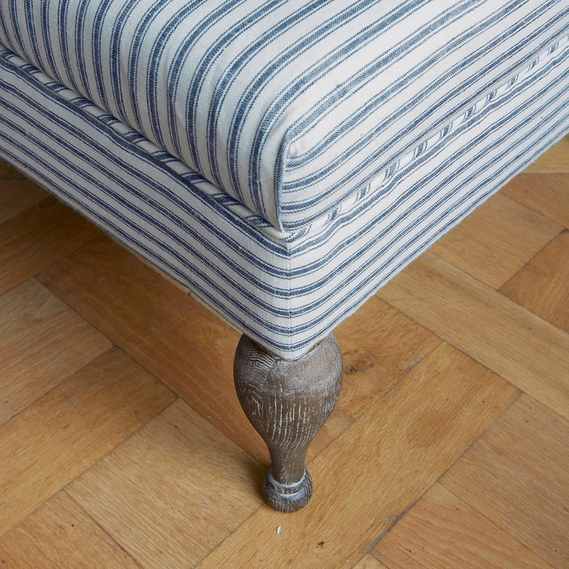Ottoman repose-pieds LOBERON Ulysette en lin