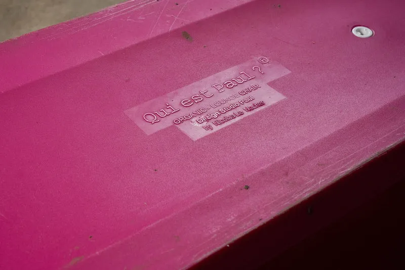 Pink Organic Chaise Longue by Qui est Paul? for Indoor and Outdoor Use