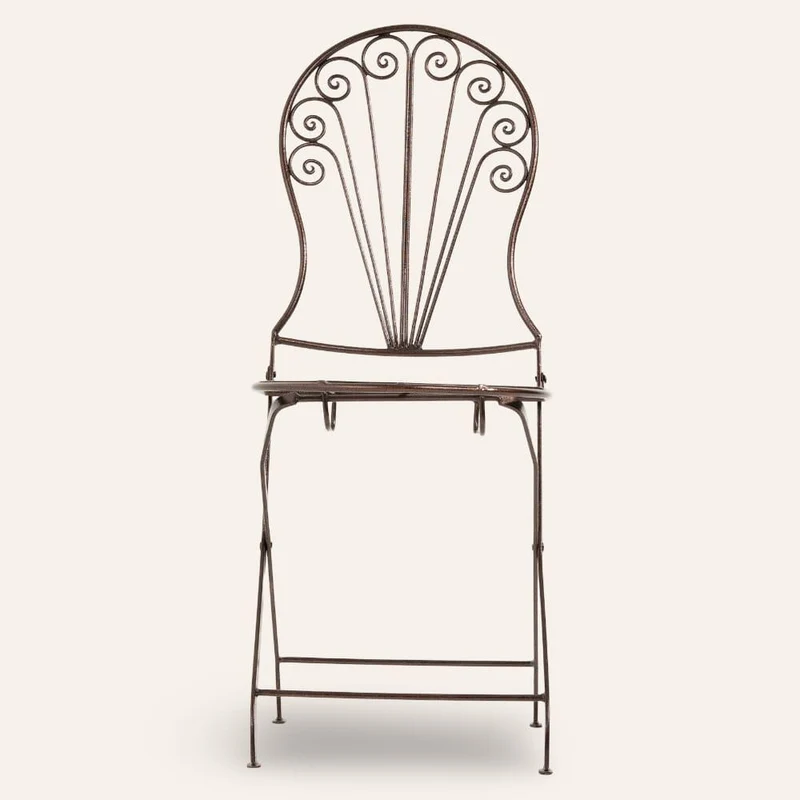 Chaise pliante marocaine en fer forgé de couleur cuivre