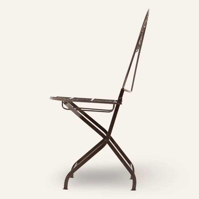 Chaise pliante marocaine en fer forgé de couleur cuivre