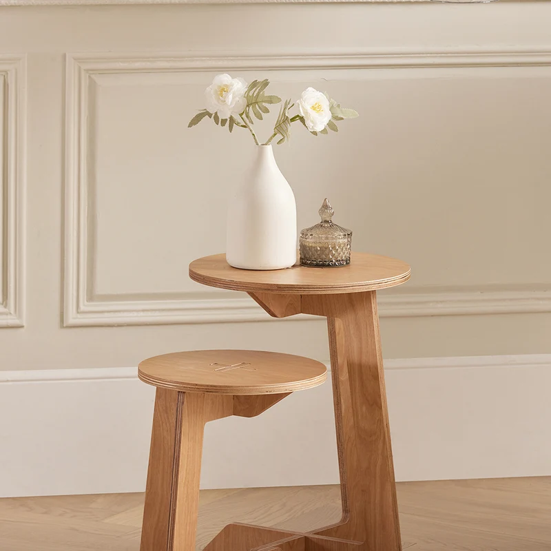 SoBuy HFBT02-N Table d'Appoint Ronde en Bois Table Basse Ronde Table de Chevet Bout de Canapé, Forme de C, Tenons et Mortaises