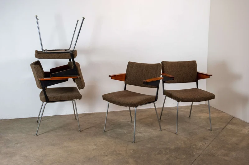 1 of 4 Gispen "L11" armchairs by A.R. Cordemeyer