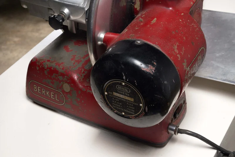 Vintage Berkel Model 114 Meat Slicer, 1940s Industrial Design