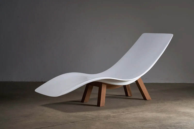 Eurolax R1 by Charles Zublena, Chaise Longue with base