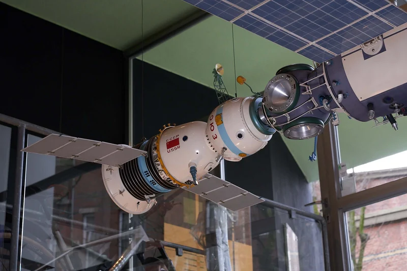 Mir Space Station USSR CCCP Original Scale Model