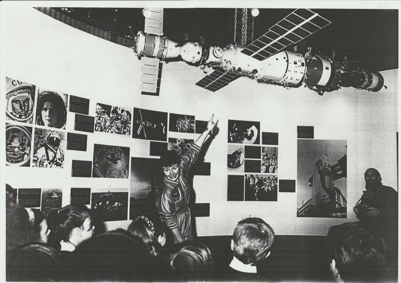 Mir Space Station USSR CCCP Original Scale Model