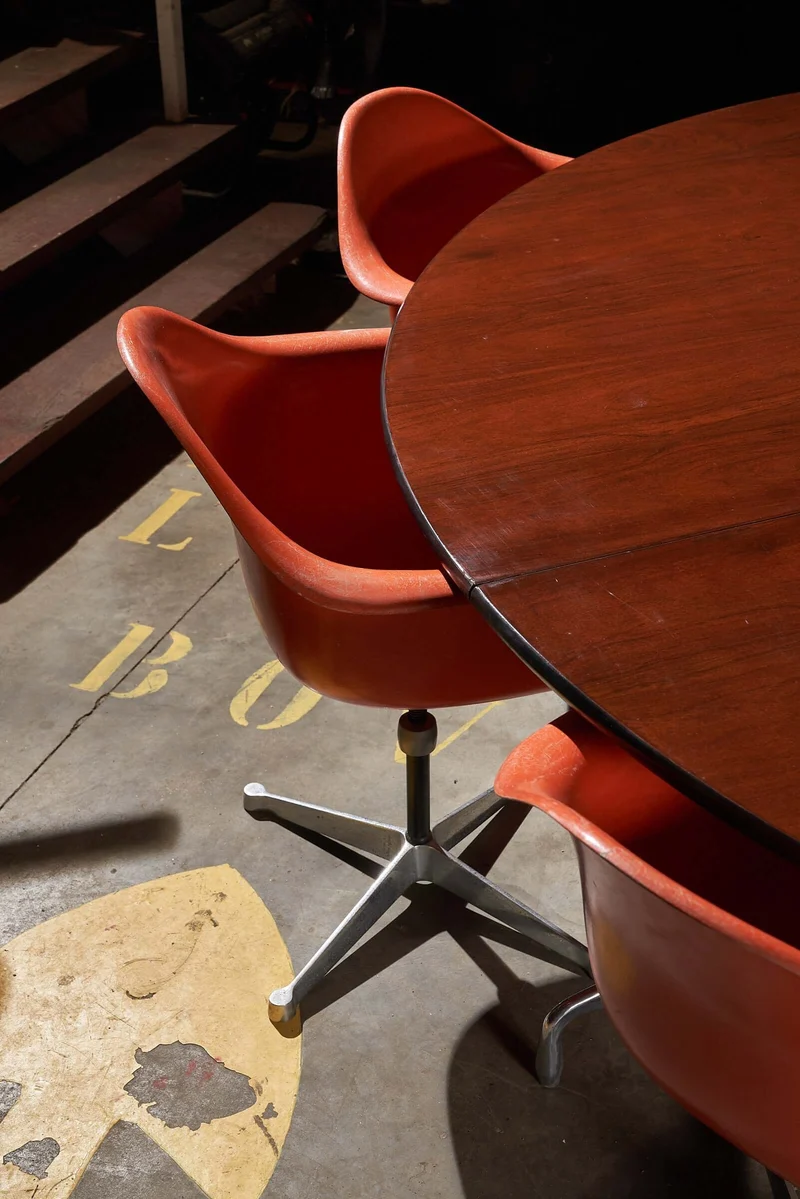 Eames Herman Miller Mid Century Conference Dinning Table, 1960s 245cm Diameter