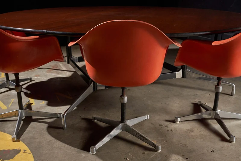 Eames Herman Miller Mid Century Conference Dinning Table, 1960s 245cm Diameter