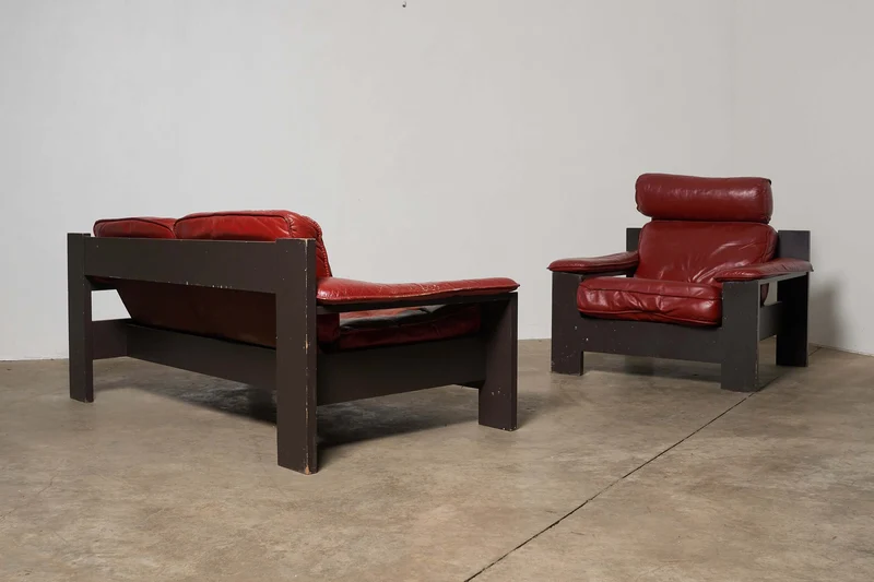 Vintage 2-Seat Sofa and Easy Chair Set in Red Leather - Dark Wood Frame by Harry de Groot for Leolux