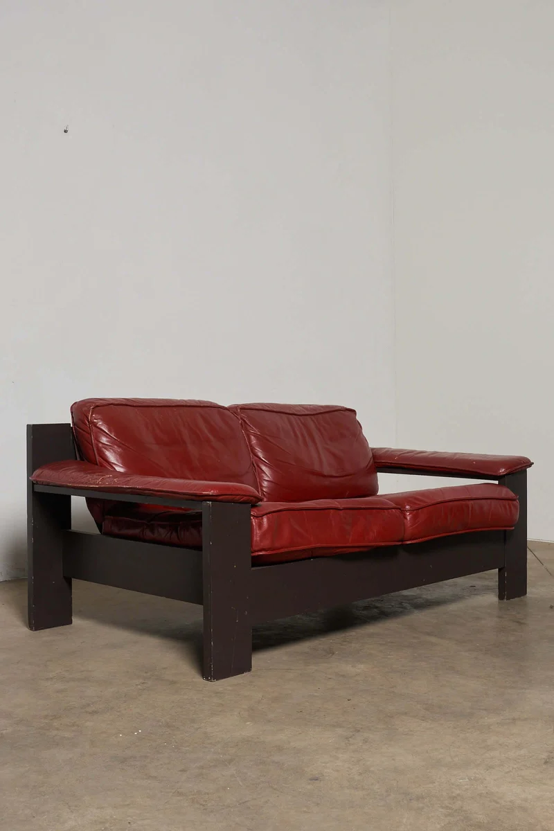 Vintage 2-Seat Sofa and Easy Chair Set in Red Leather - Dark Wood Frame by Harry de Groot for Leolux