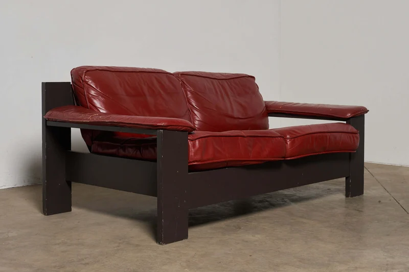 Vintage 2-Seat Sofa and Easy Chair Set in Red Leather - Dark Wood Frame by Harry de Groot for Leolux