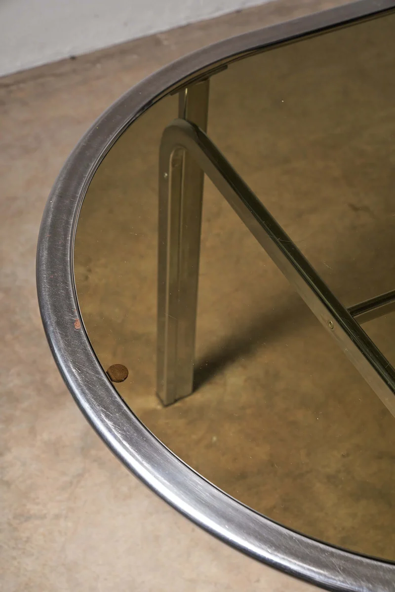 Racetrack Dinning table in Smoked Glass